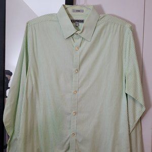 Express Medium Fitted Button-Down Shirt